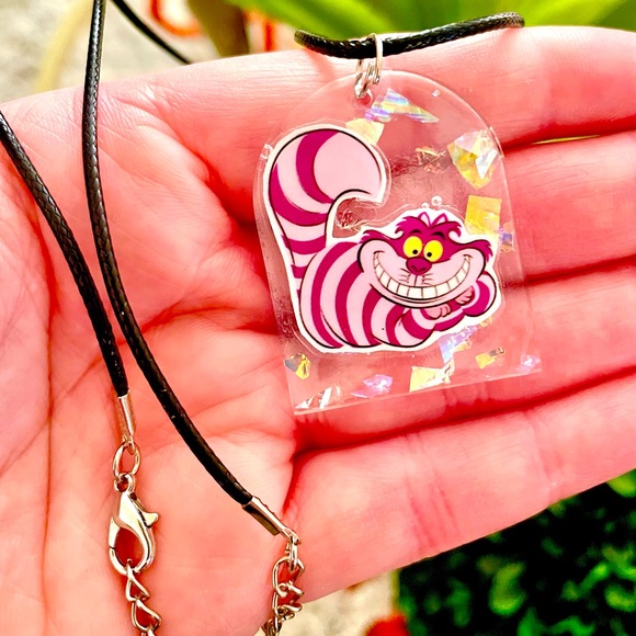Cheshire Cat Acrylic Necklace - Picture 2 of 6